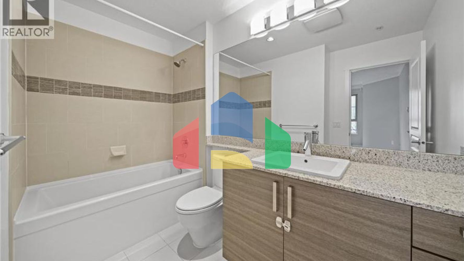 Residential - Single Family Home - Coquitlam, Canada - Canada