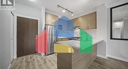 Residential - Single Family Home - Coquitlam, Canada - Canada