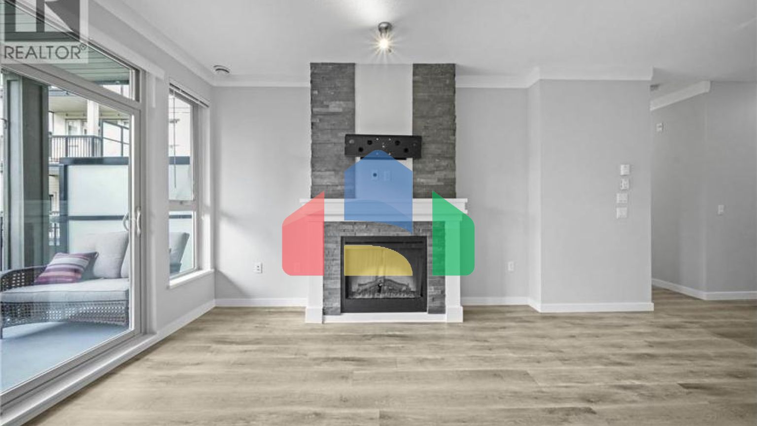 Residential - Single Family Home - Coquitlam, Canada - Canada