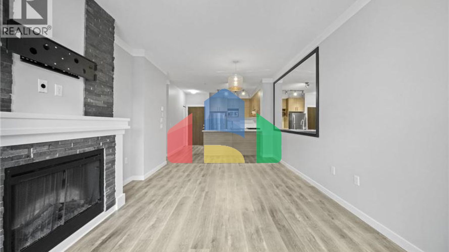 Residential - Single Family Home - Coquitlam, Canada - Canada