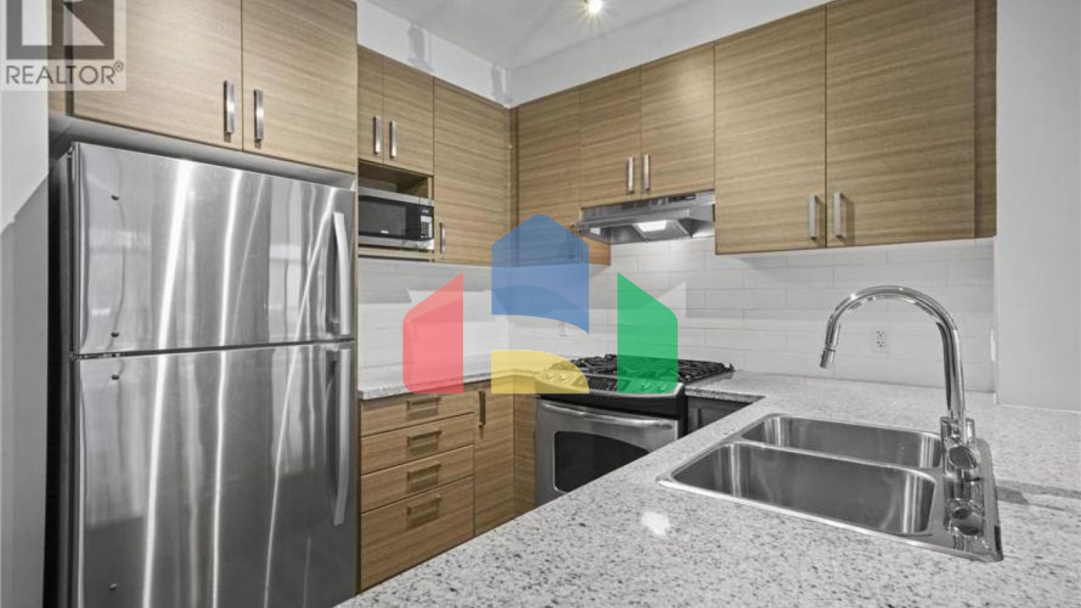 Residential - Single Family Home - Coquitlam, Canada - Canada