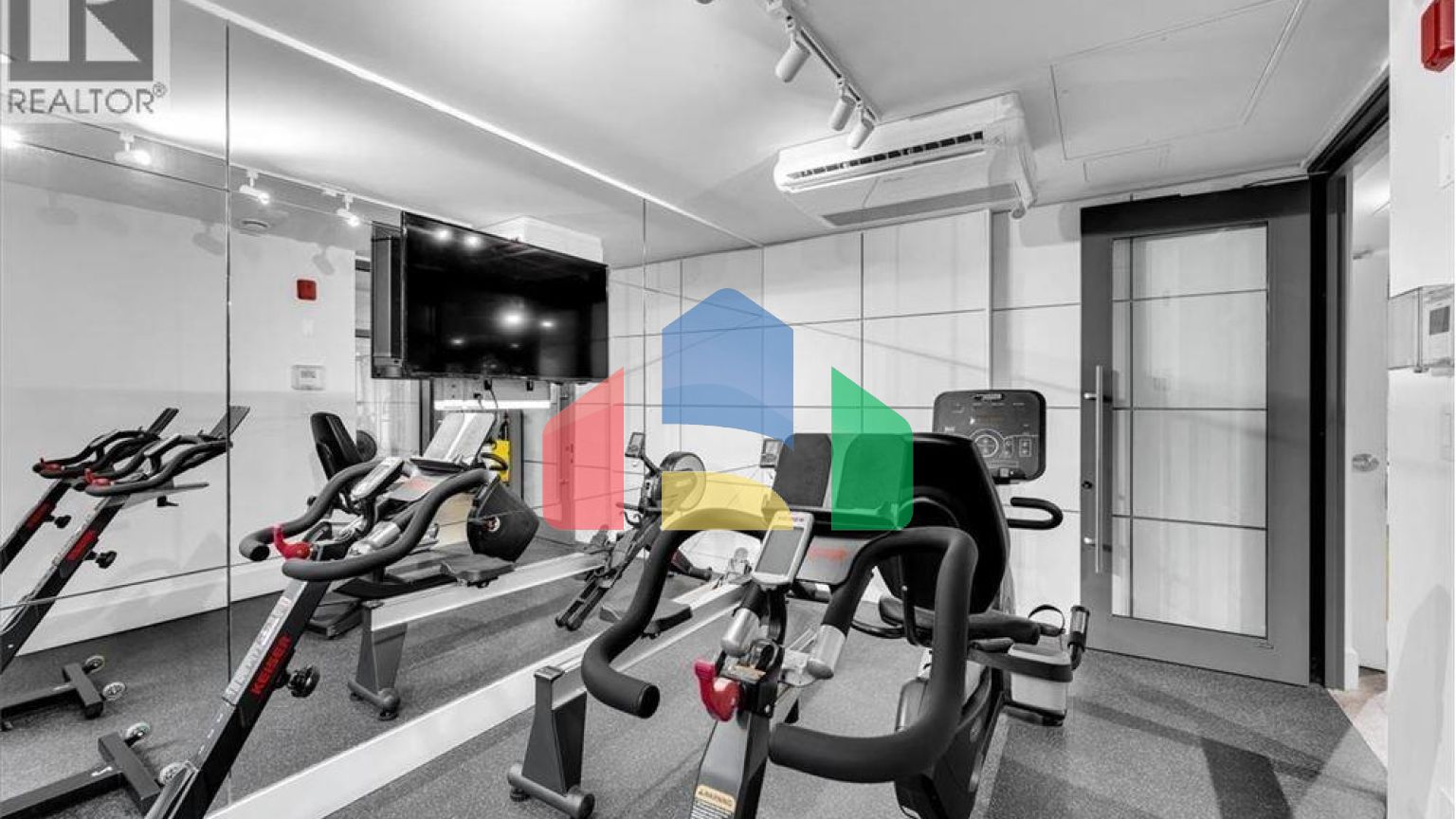 Residential - Single Family Home - Coquitlam, Canada - Canada