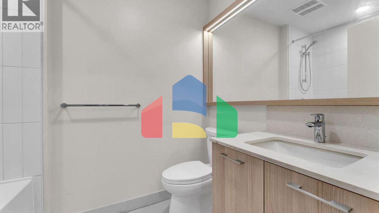 Residential - Single Family Home - Coquitlam, Canada - Canada