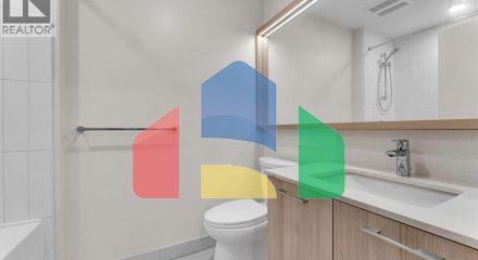 Residential - Single Family Home - Coquitlam, Canada - Canada