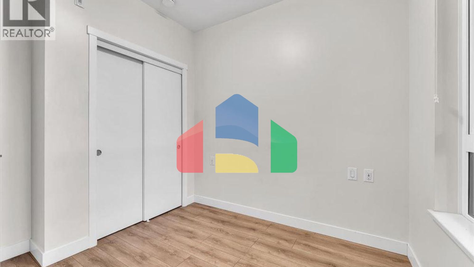 Residential - Single Family Home - Coquitlam, Canada - Canada