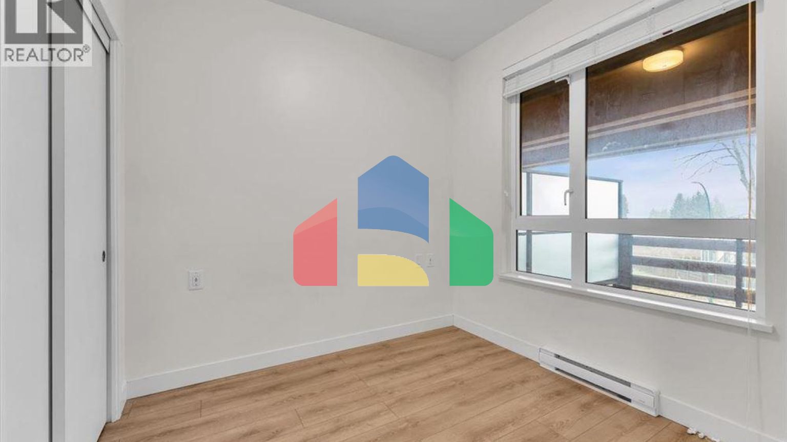 Residential - Single Family Home - Coquitlam, Canada - Canada