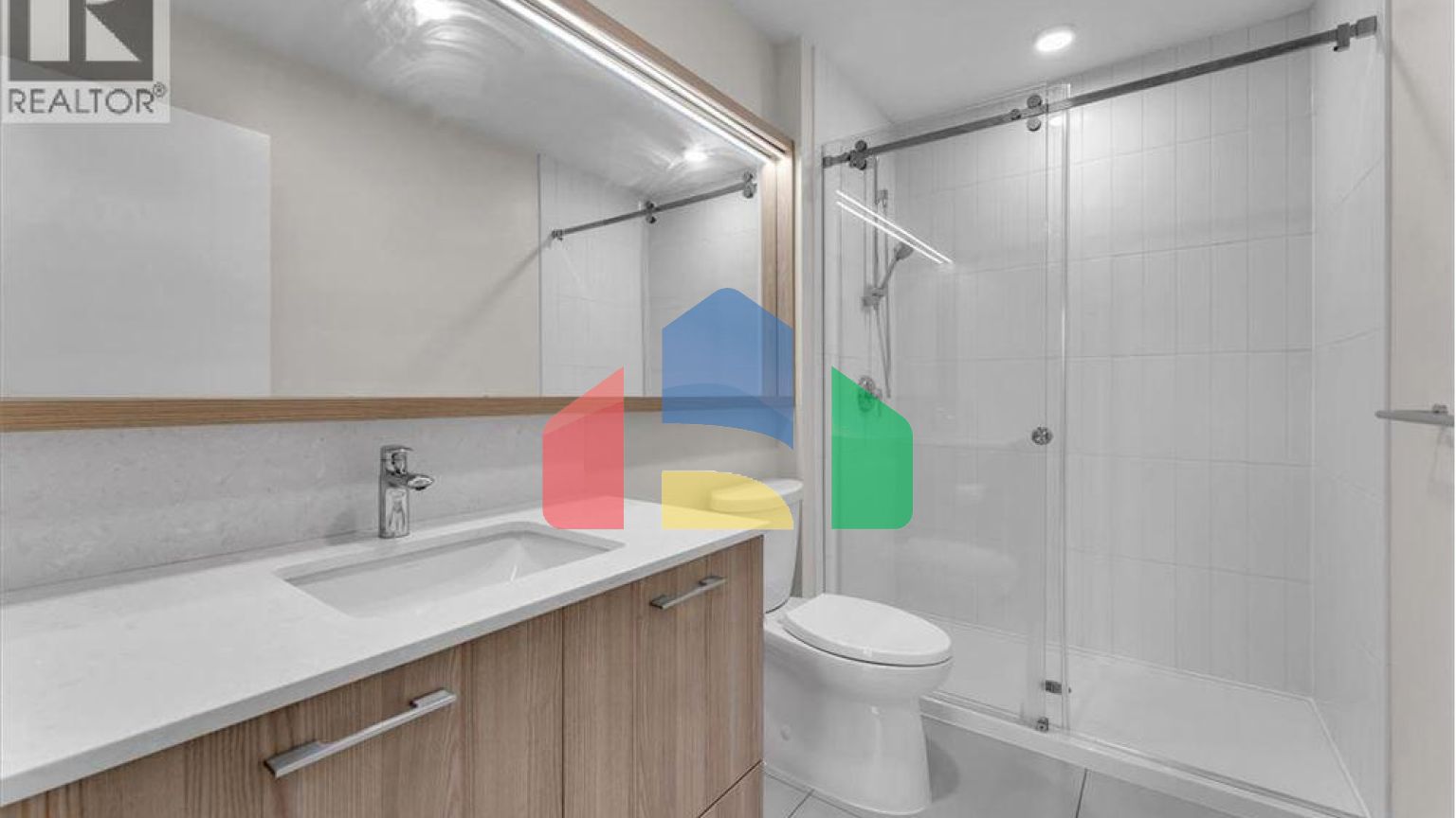 Residential - Single Family Home - Coquitlam, Canada - Canada