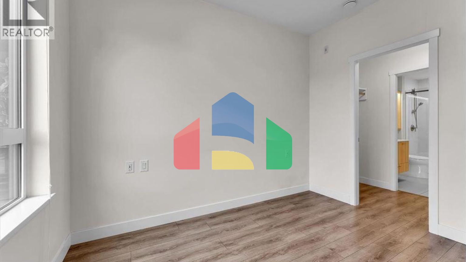 Residential - Single Family Home - Coquitlam, Canada - Canada