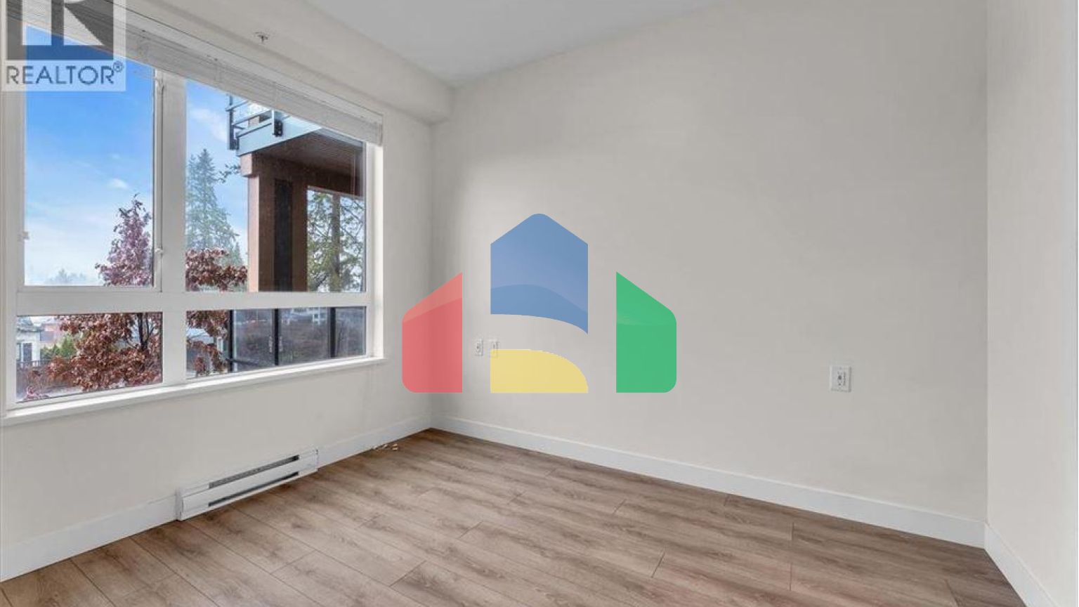 Residential - Single Family Home - Coquitlam, Canada - Canada