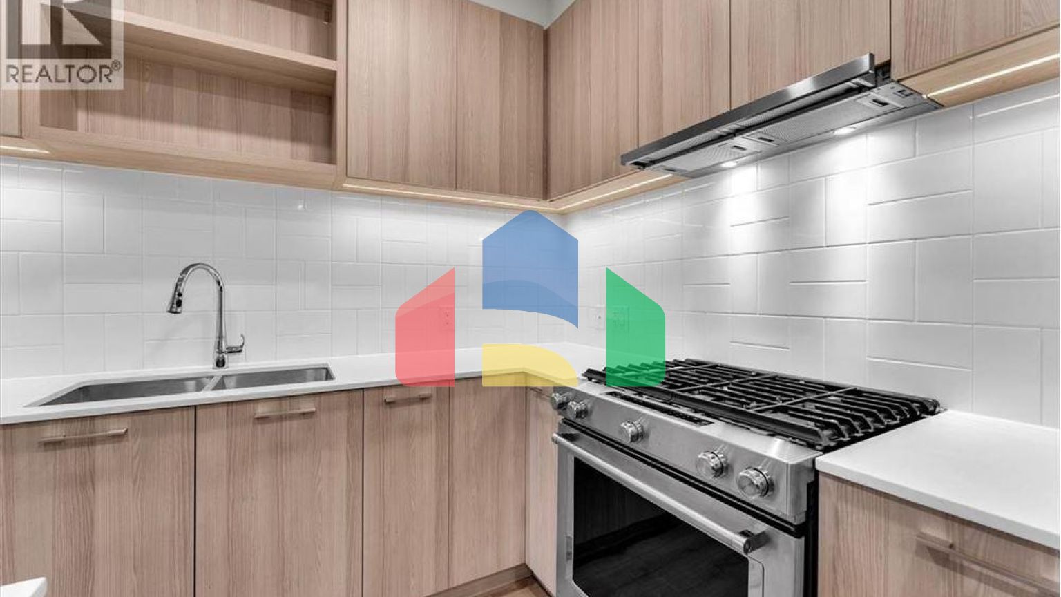 Residential - Single Family Home - Coquitlam, Canada - Canada