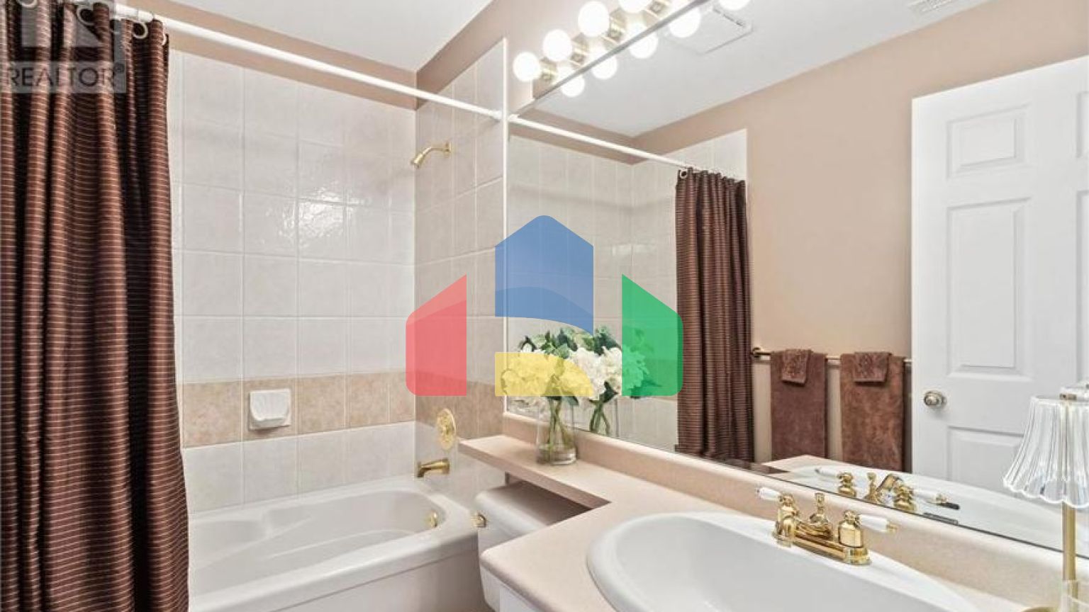 Residential - Condo/Apartment - Coquitlam, Canada - Canada