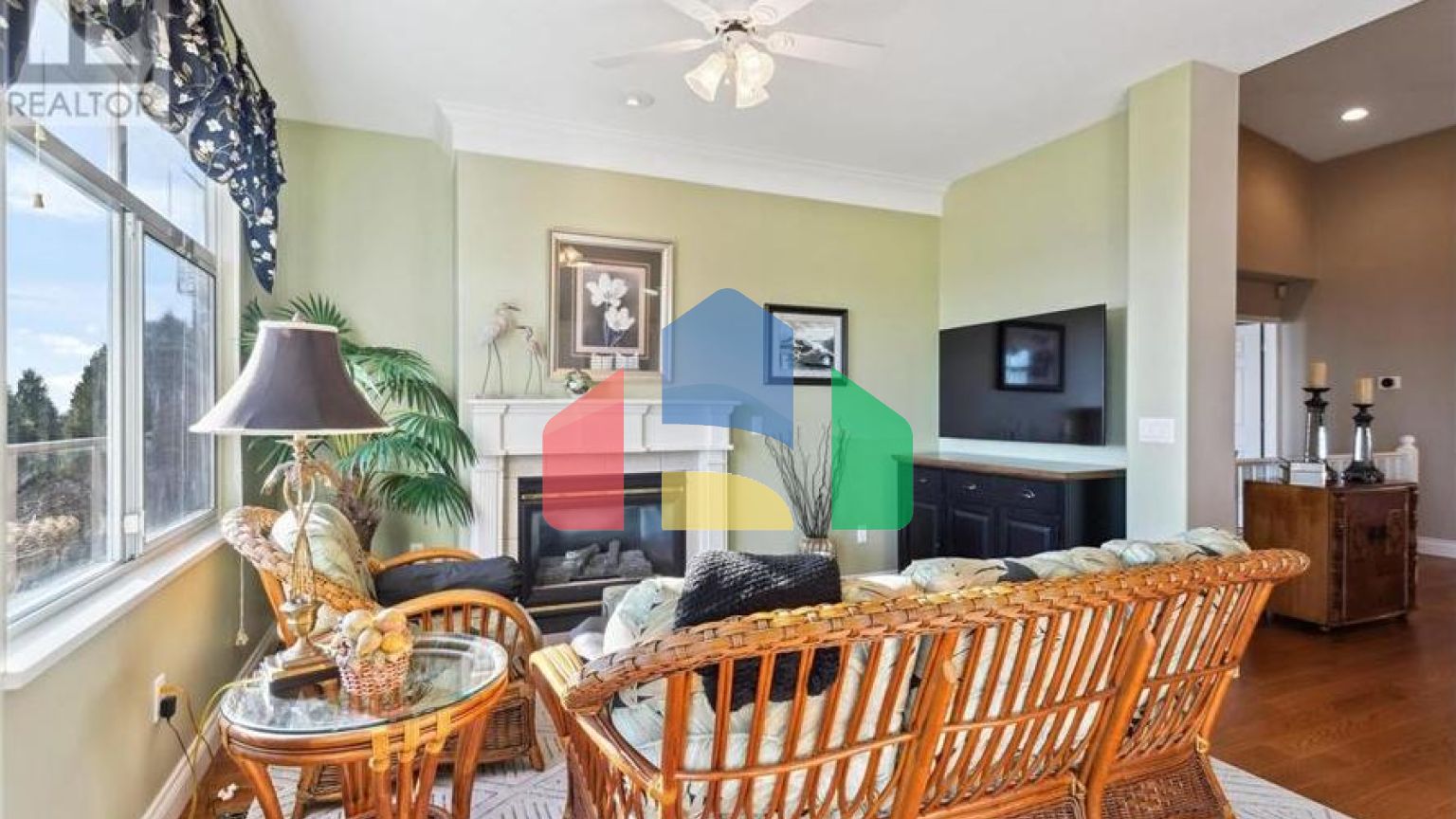 Residential - Condo/Apartment - Coquitlam, Canada - Canada