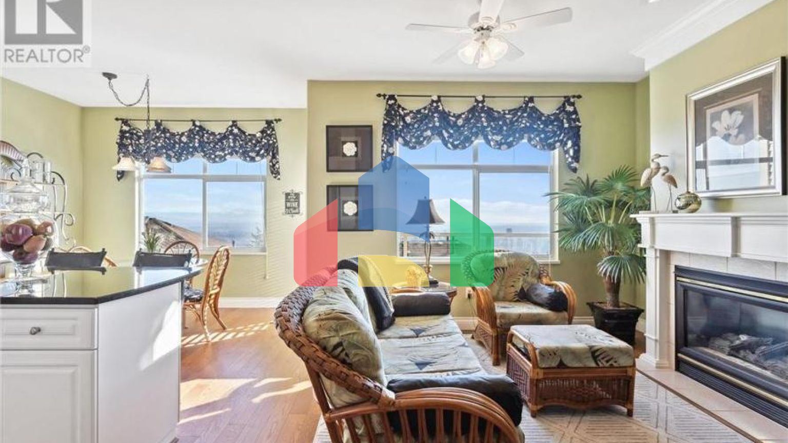 Residential - Condo/Apartment - Coquitlam, Canada - Canada