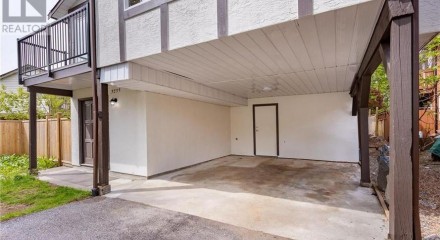 Residential - Single Family Home - Coquitlam, Canada - Canada