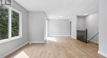 Residential - Single Family Home - Coquitlam, Canada - Canada