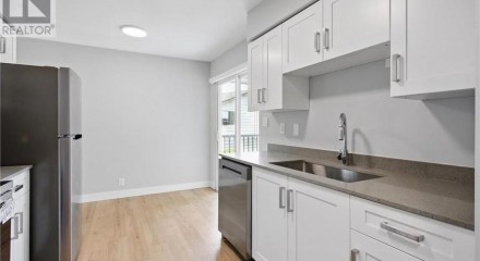 Residential - Single Family Home - Coquitlam, Canada - Canada