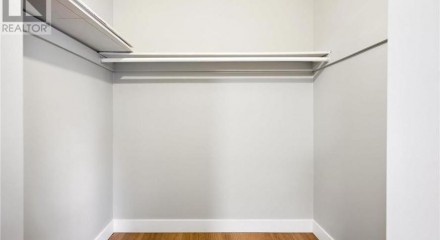 Residential - Single Family Home - Coquitlam, Canada - Canada