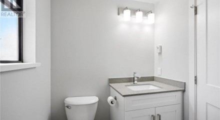 Residential - Single Family Home - Coquitlam, Canada - Canada