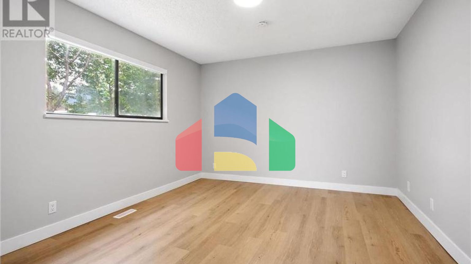 Residential - Single Family Home - Coquitlam, Canada - Canada