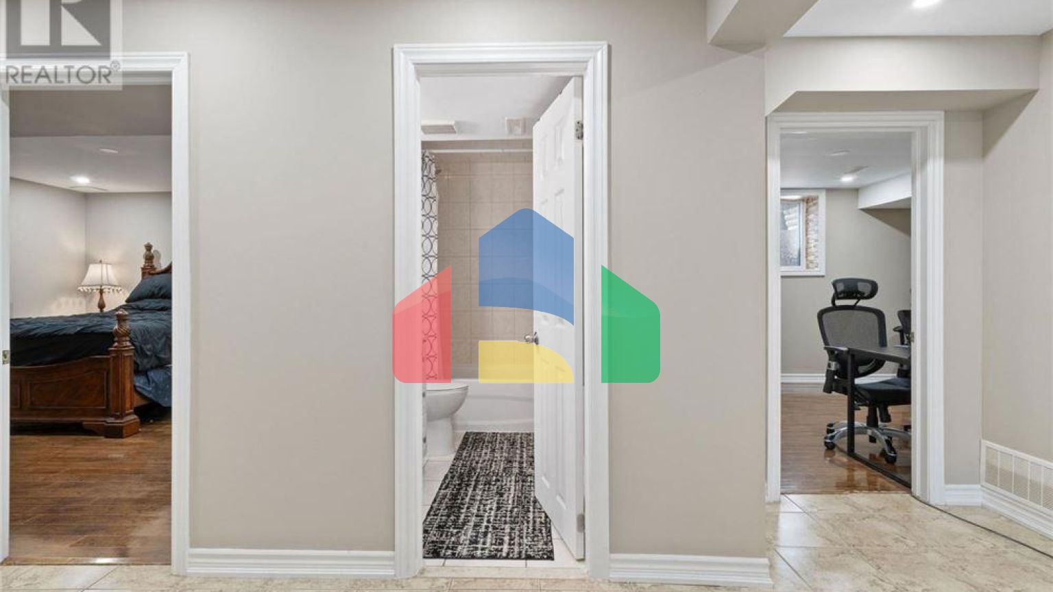 Residential - Single Family Home - Mar, Canada - Canada