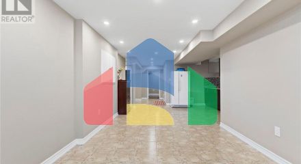 Residential - Single Family Home - Mar, Canada - Canada