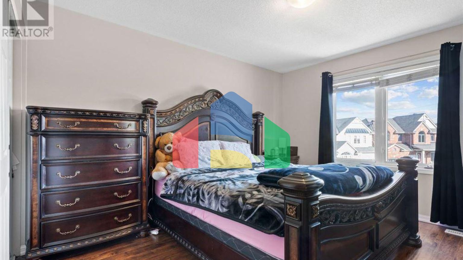 Residential - Single Family Home - Mar, Canada - Canada