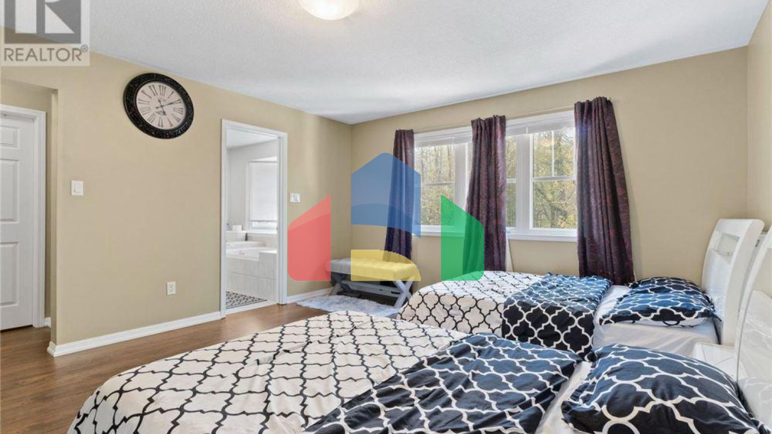 Residential - Single Family Home - Mar, Canada - Canada