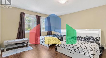 Residential - Single Family Home - Mar, Canada - Canada