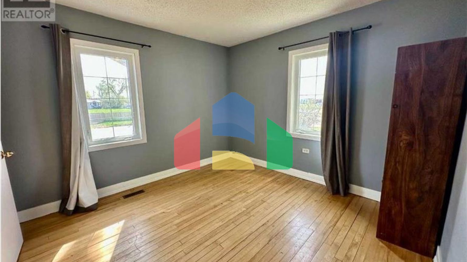 Residential - Single Family Home - Provost, Canada - Canada