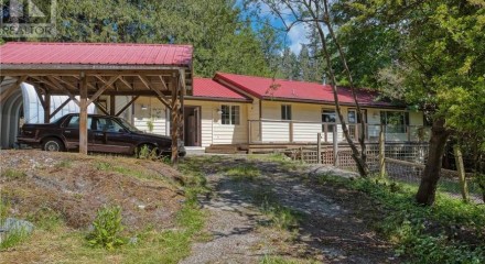 Residential - Single Family Home - Madeira Park, Canada - Canada