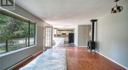 Residential - Single Family Home - Madeira Park, Canada - Canada