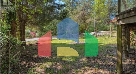 Residential - Single Family Home - Madeira Park, Canada - Canada