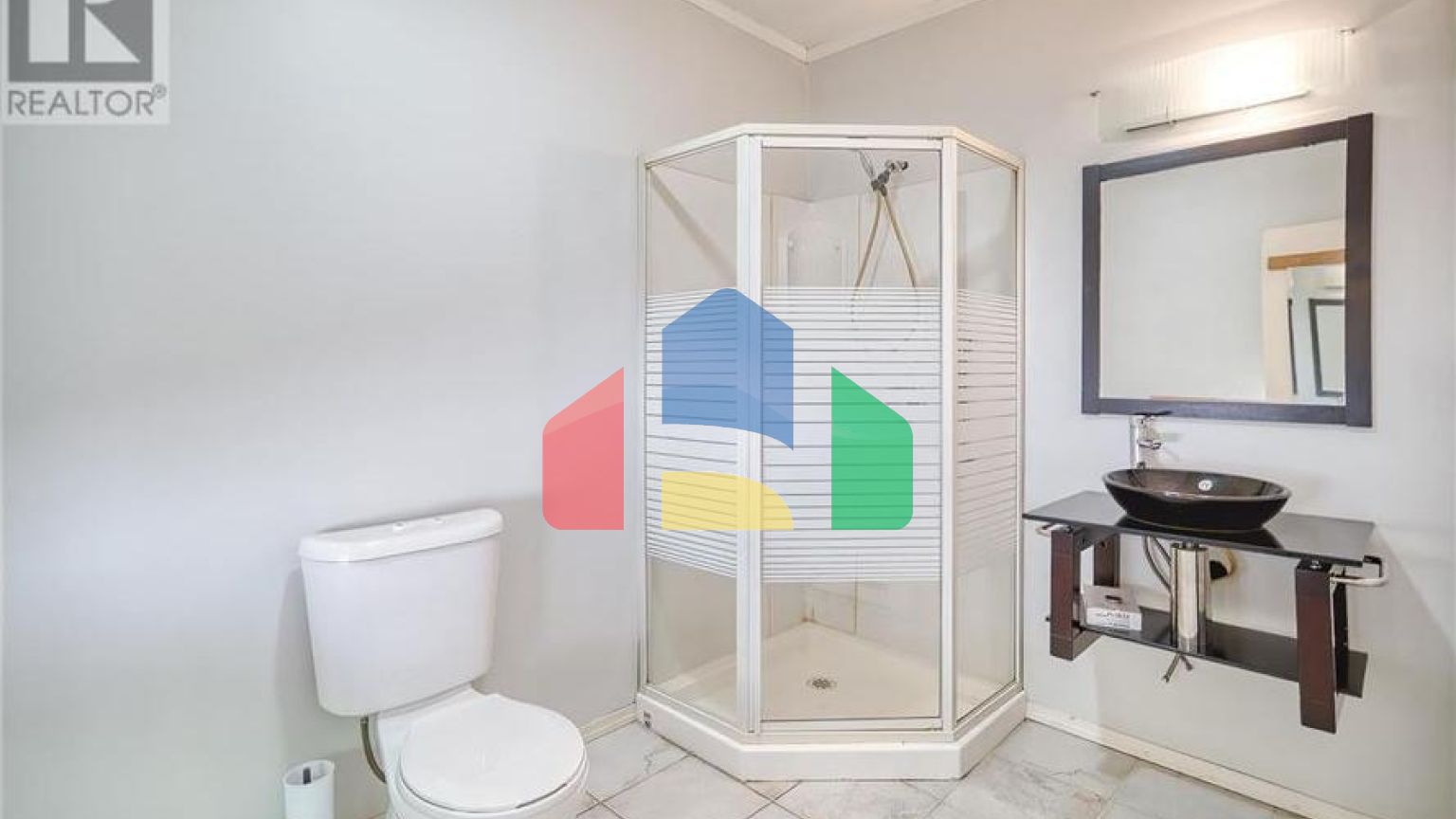 Residential - Single Family Home - Madeira Park, Canada - Canada