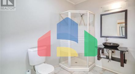 Residential - Single Family Home - Madeira Park, Canada - Canada