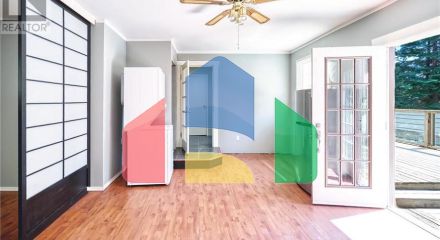 Residential - Single Family Home - Madeira Park, Canada - Canada