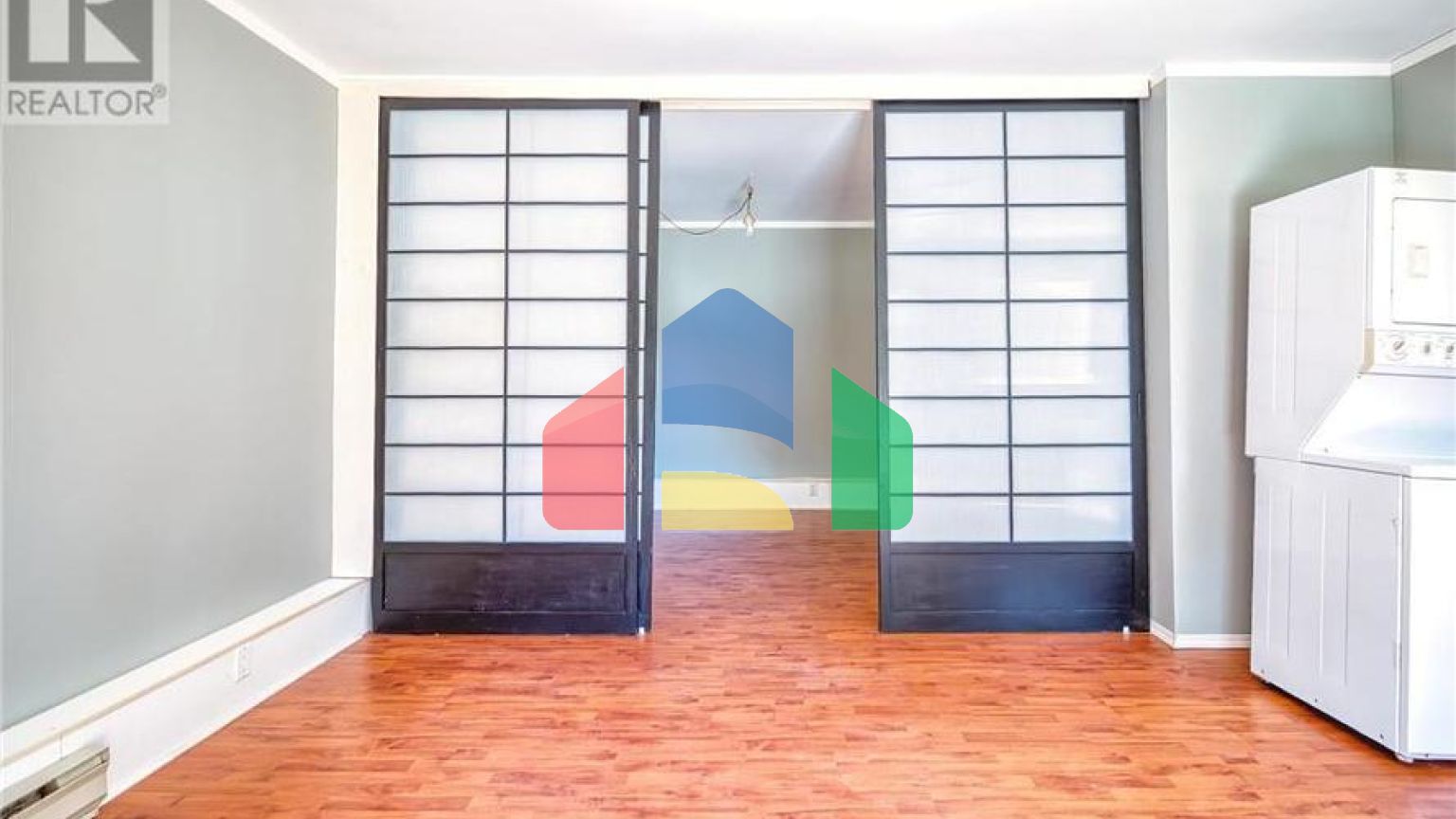 Residential - Single Family Home - Madeira Park, Canada - Canada