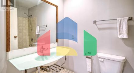 Residential - Single Family Home - Madeira Park, Canada - Canada