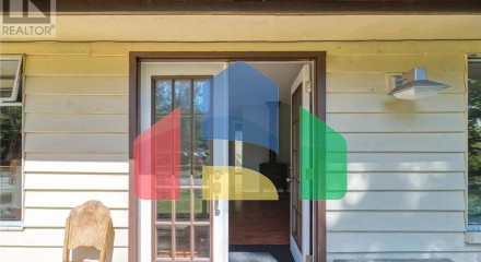 Residential - Single Family Home - Madeira Park, Canada - Canada