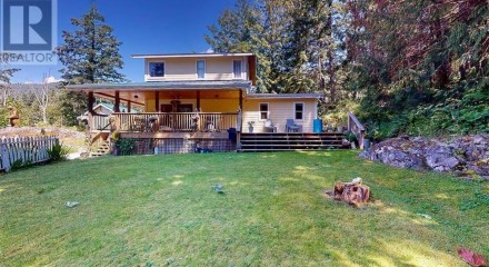 Residential - Single Family Home - Madeira Park, Canada - Canada