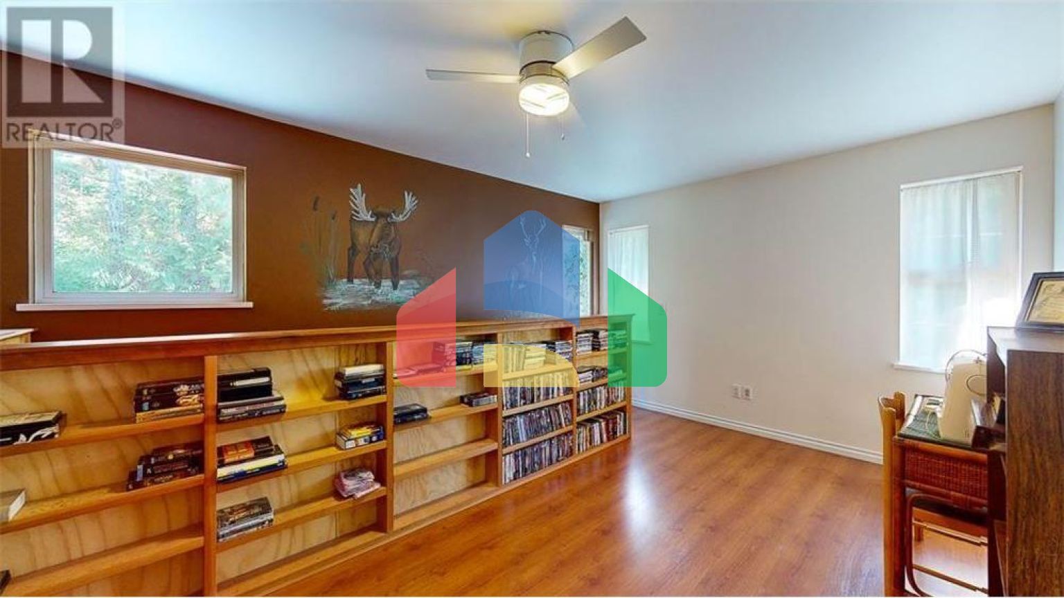 Residential - Single Family Home - Madeira Park, Canada - Canada