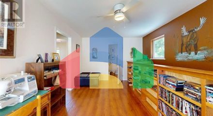 Residential - Single Family Home - Madeira Park, Canada - Canada