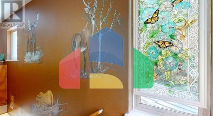 Residential - Single Family Home - Madeira Park, Canada - Canada