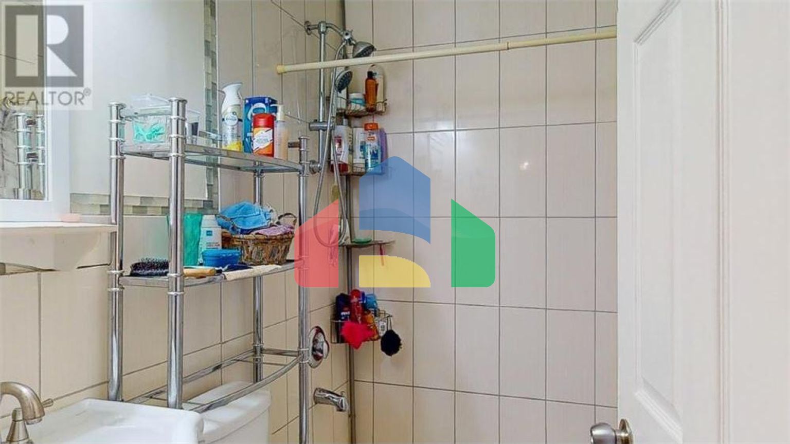 Residential - Single Family Home - Madeira Park, Canada - Canada