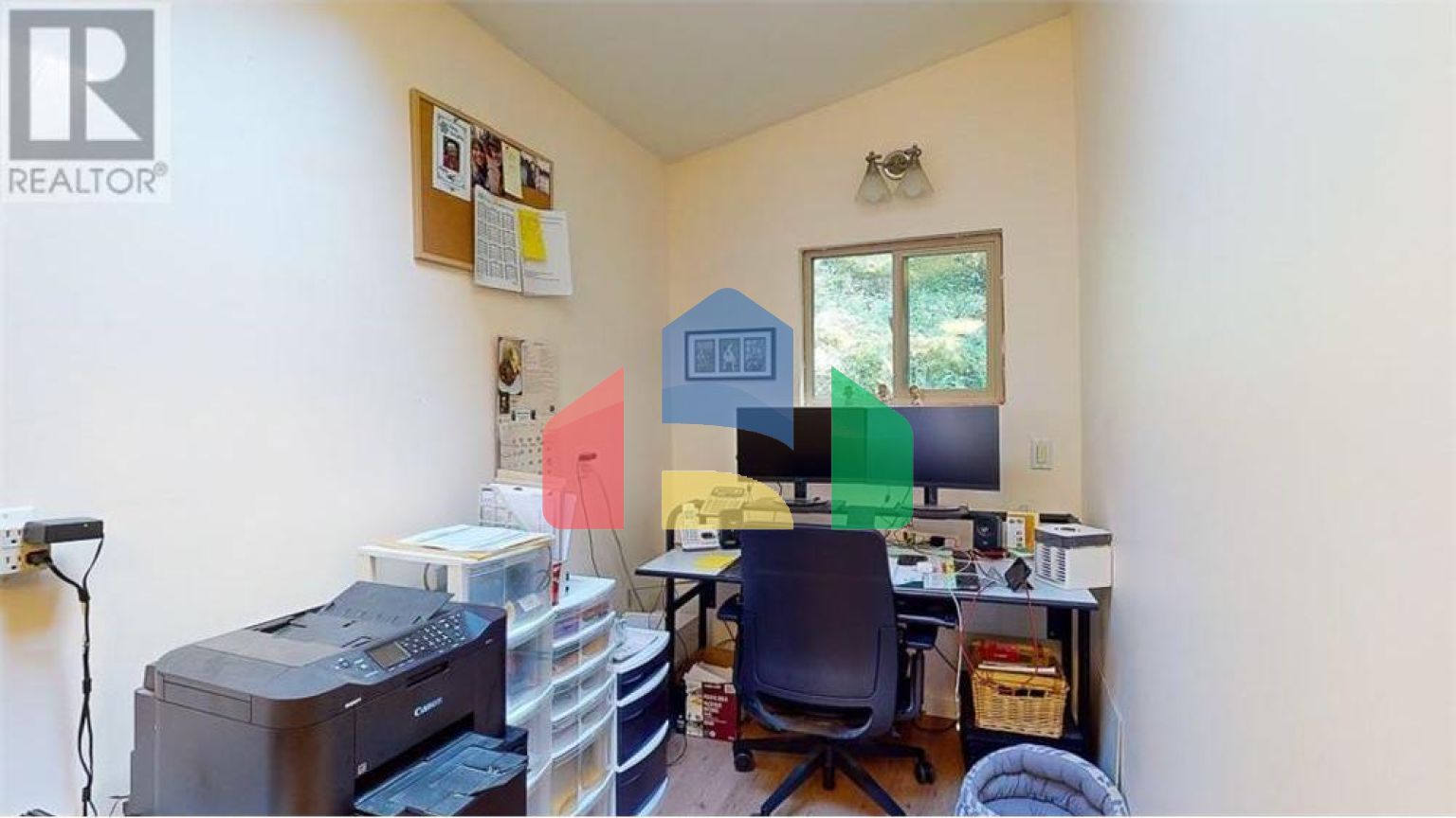 Residential - Single Family Home - Madeira Park, Canada - Canada