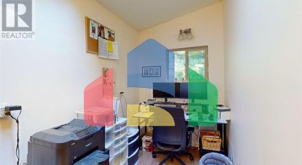 Residential - Single Family Home - Madeira Park, Canada - Canada