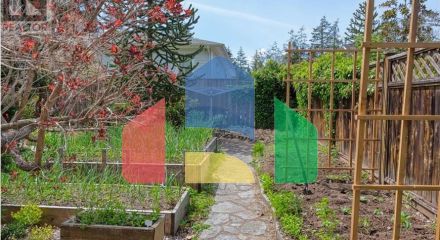 Residential - Single Family Home - Madeira Park, Canada - Canada