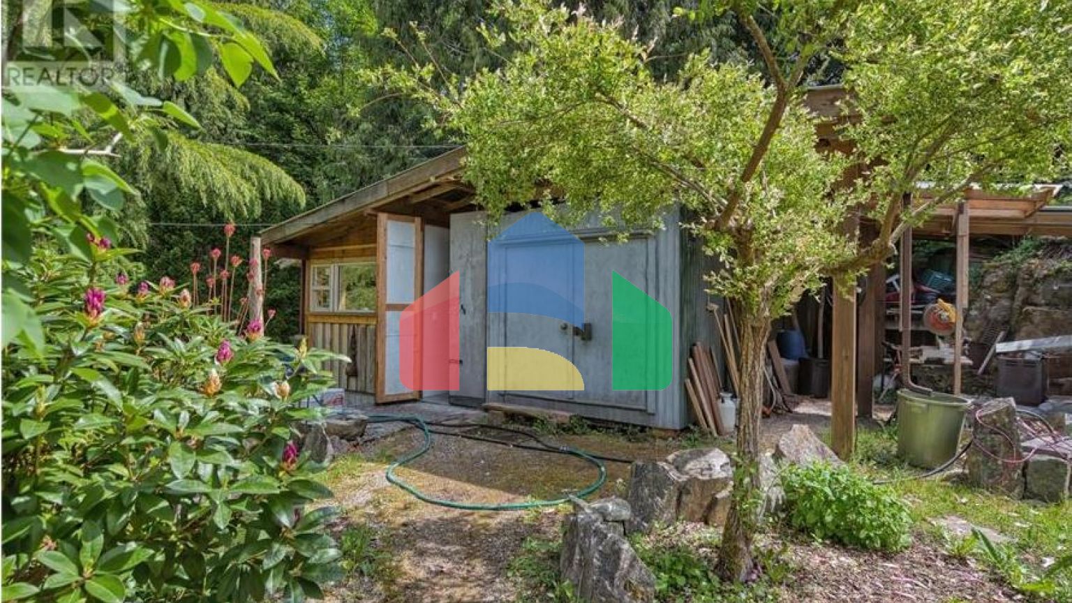 Residential - Single Family Home - Madeira Park, Canada - Canada