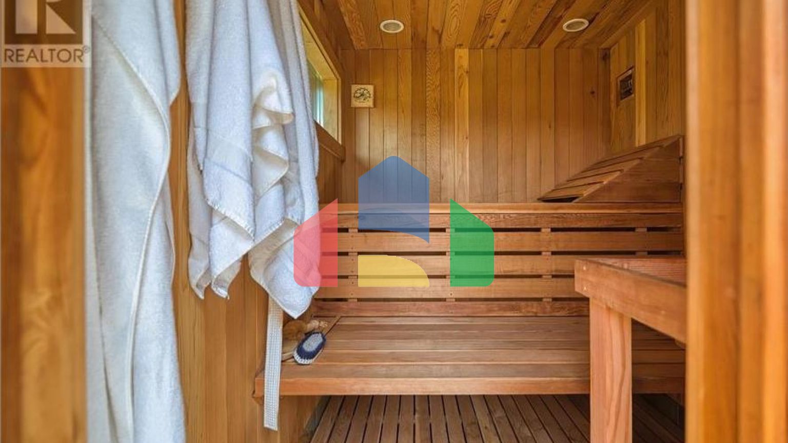 Residential - Single Family Home - Madeira Park, Canada - Canada