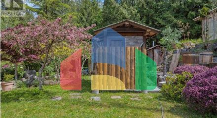 Residential - Single Family Home - Madeira Park, Canada - Canada