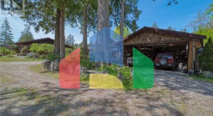 Residential - Single Family Home - Madeira Park, Canada - Canada